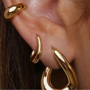 BRAND NEW Mini Gold Trendy Hoop asymmetrical Earrings